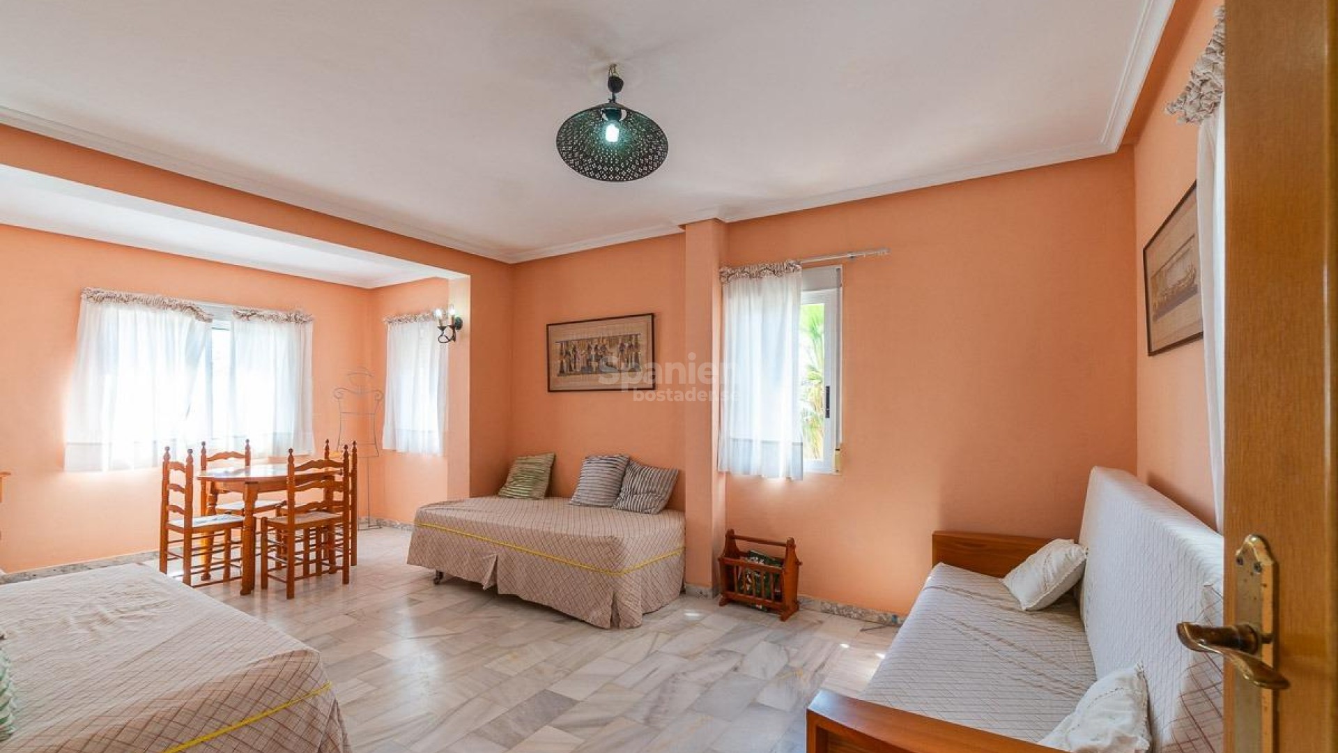Resale - Villa -
Torrevieja - La Mata