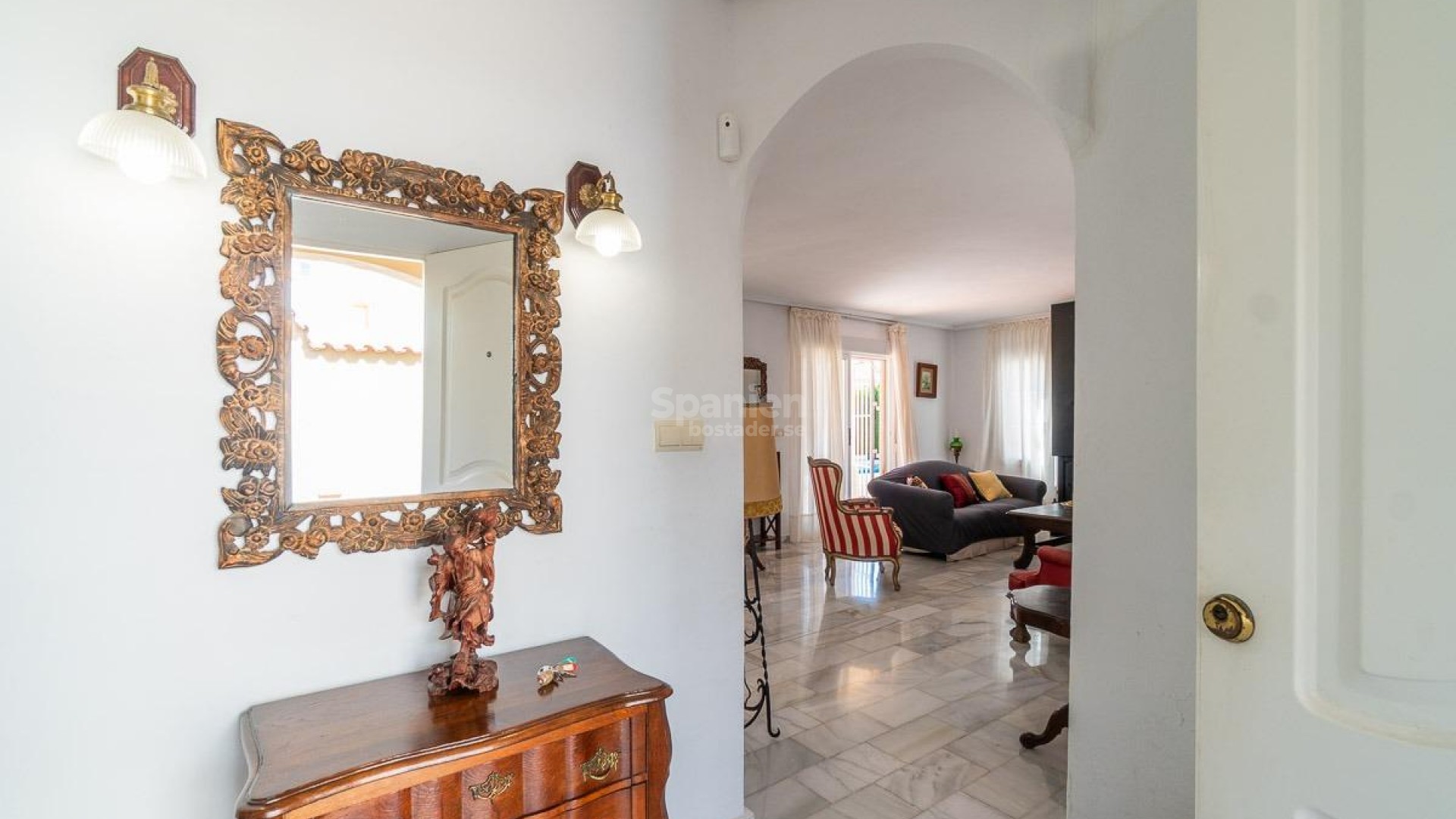 Resale - Villa -
Torrevieja - La Mata