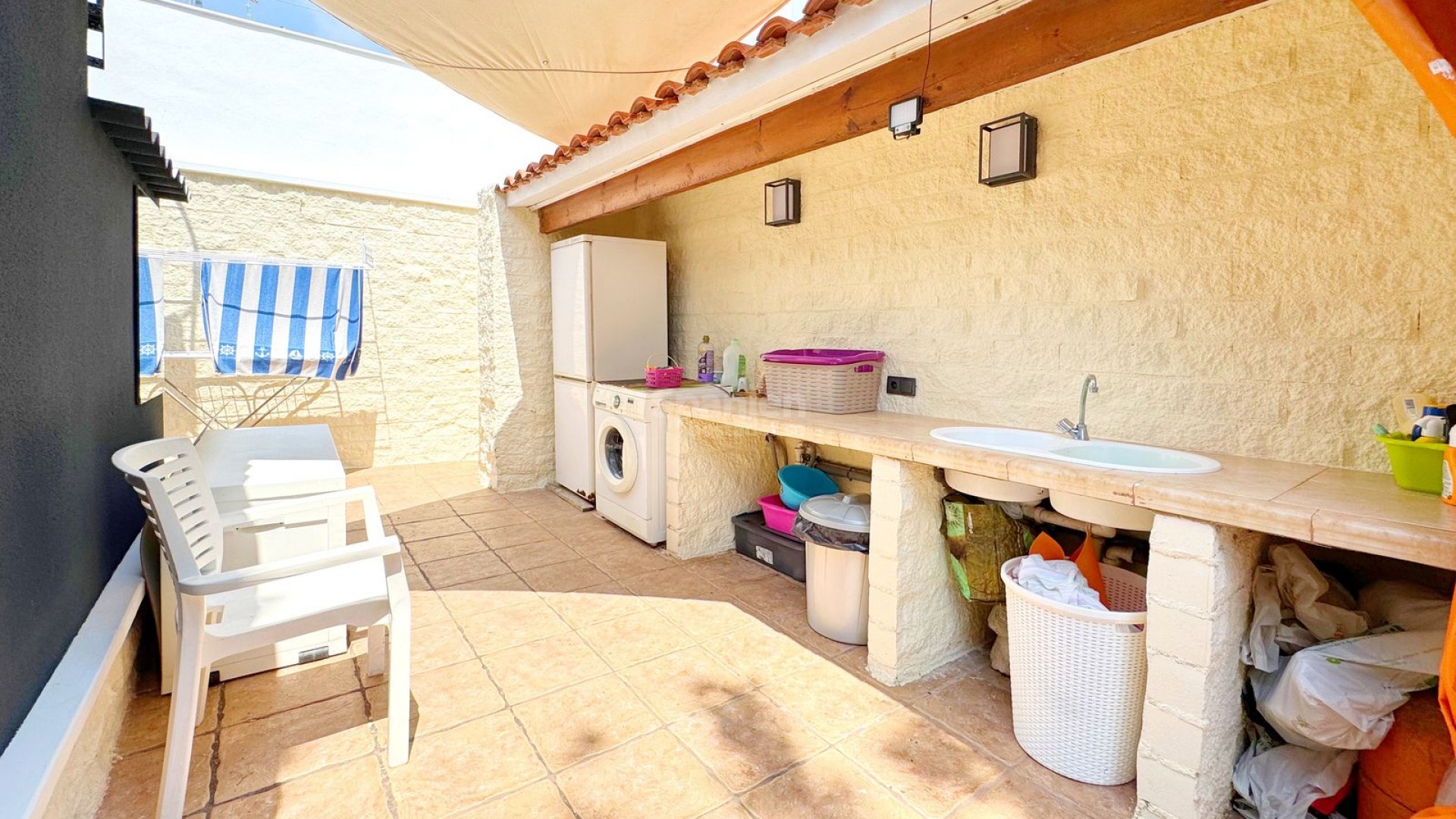 Resale - Villa -
Torrevieja - Rocio del Mar