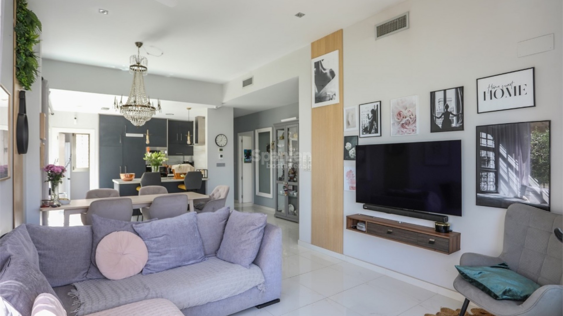 Resale - Villa -
Villamartín - Villamartin