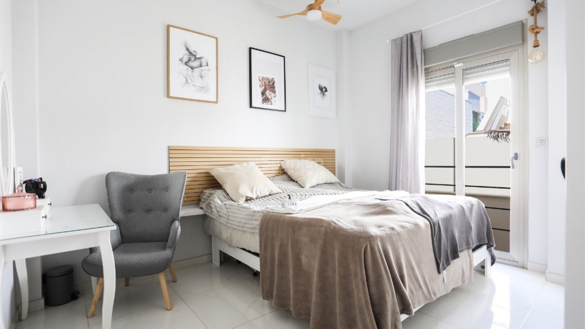 Resale - Villa -
Villamartín - Villamartin