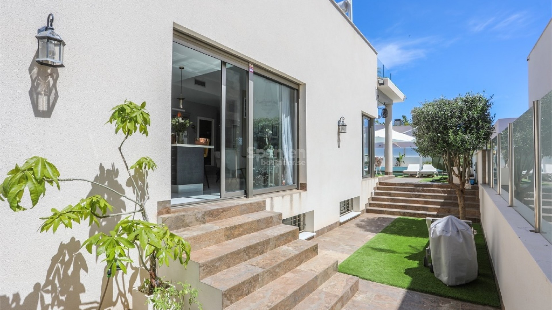 Resale - Villa -
Villamartín - Villamartin