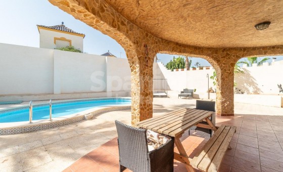 Villa - Resale - Torrevieja - Los Altos